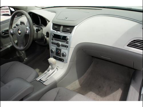 Chevrolet Malibu 4dr Sdn I4 CVT 2.5 Other