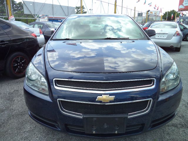 Chevrolet Malibu 2010 photo 2