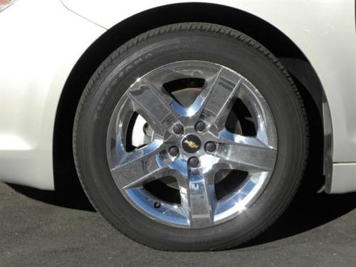 Chevrolet Malibu 2010 photo 2