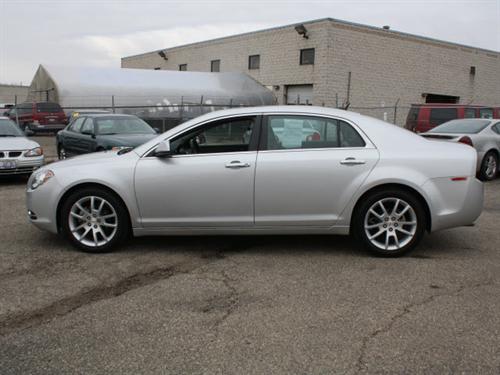 Chevrolet Malibu 2010 photo 2