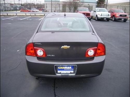 Chevrolet Malibu 2010 photo 5