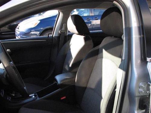 Chevrolet Malibu 2010 photo 3