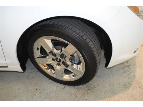 Chevrolet Malibu 2010 photo 1