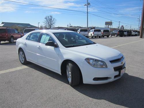 Chevrolet Malibu 2010 photo 2