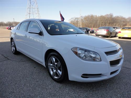 Chevrolet Malibu 2010 photo 3