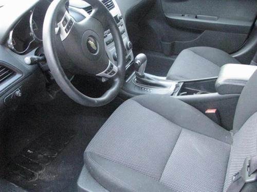 Chevrolet Malibu 2010 photo 2