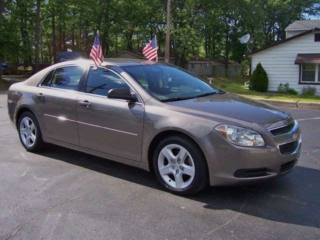 Chevrolet Malibu 2010 photo 1