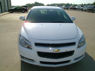 Chevrolet Malibu 2010 photo 3