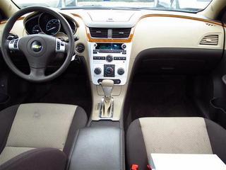 Chevrolet Malibu 2010 photo 1