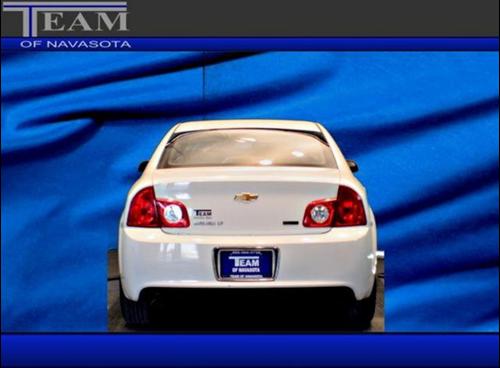 Chevrolet Malibu 2010 photo 3