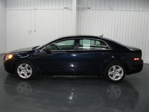 Chevrolet Malibu 2010 photo 2