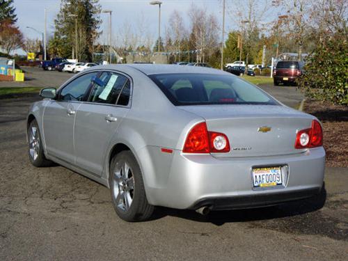 Chevrolet Malibu 2010 photo 2