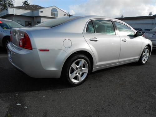 Chevrolet Malibu 2010 photo 1
