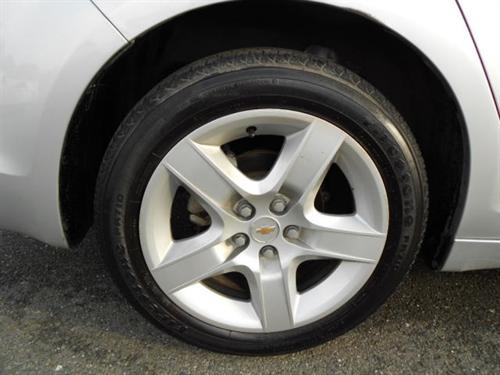 Chevrolet Malibu 2010 photo 2