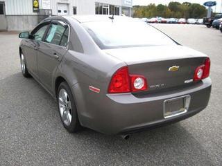 Chevrolet Malibu 2010 photo 2