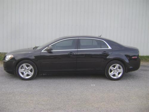 Chevrolet Malibu 2010 photo 2
