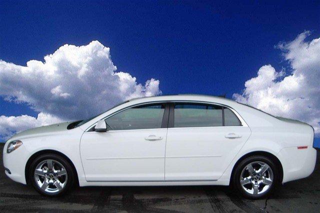 Chevrolet Malibu 2010 photo 2
