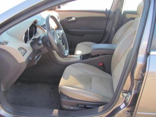 Chevrolet Malibu 2010 photo 4