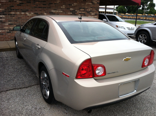 Chevrolet Malibu 2010 photo 1