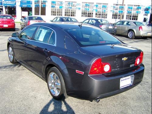 Chevrolet Malibu 2010 photo 3