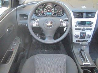Chevrolet Malibu 2010 photo 3