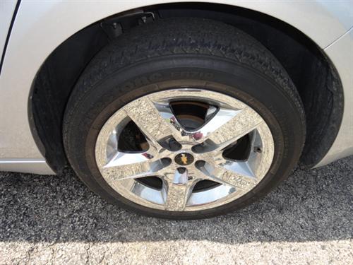 Chevrolet Malibu 2010 photo 2