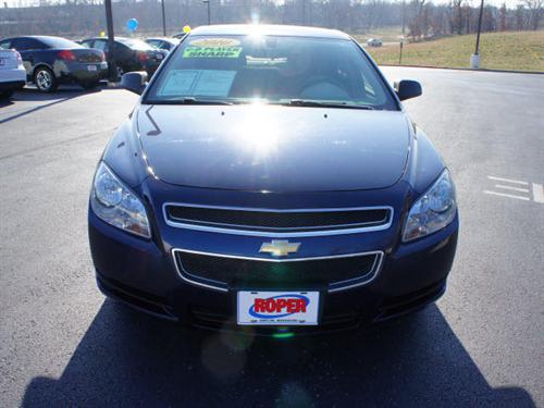 Chevrolet Malibu 2010 photo 1
