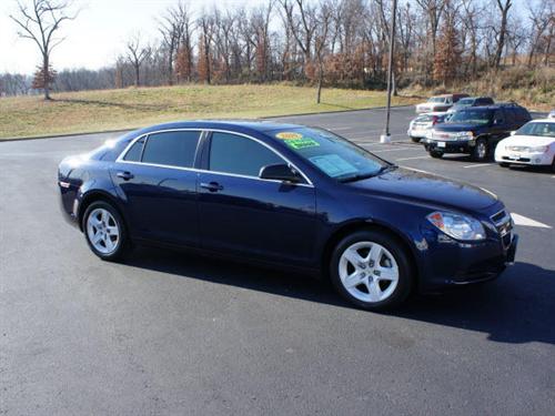 Chevrolet Malibu 2010 photo 2