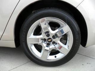 Chevrolet Malibu 2010 photo 3
