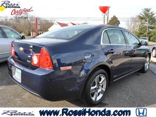 Chevrolet Malibu 2010 photo 3