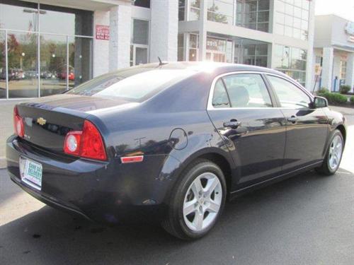 Chevrolet Malibu 2010 photo 1