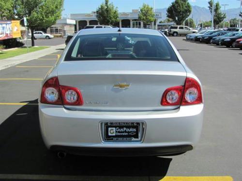 Chevrolet Malibu 2010 photo 3