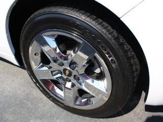 Chevrolet Malibu 2010 photo 3