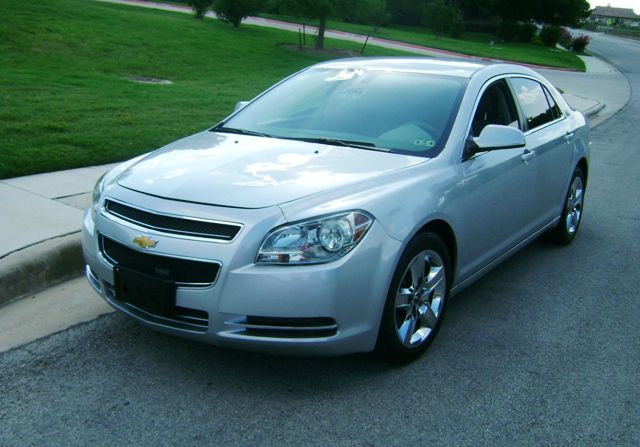 Chevrolet Malibu 2010 photo 3