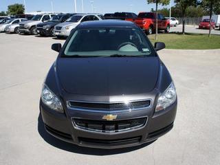 Chevrolet Malibu 2010 photo 2
