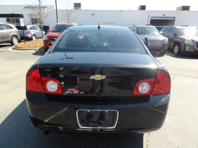 Chevrolet Malibu 2010 photo 4