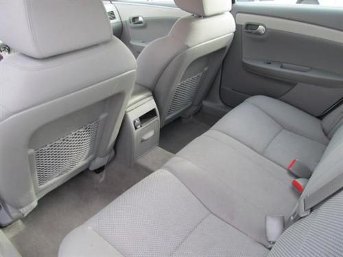 Chevrolet Malibu 2010 photo 3