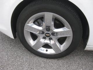 Chevrolet Malibu 2010 photo 3