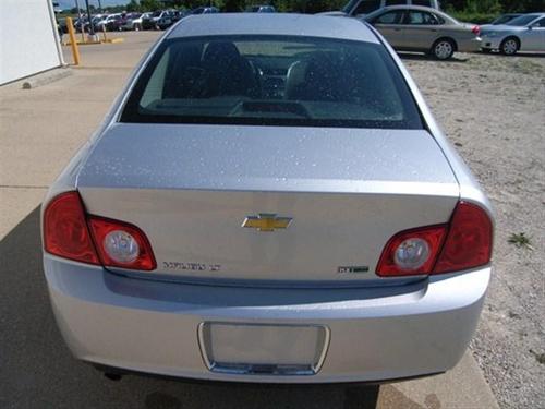 Chevrolet Malibu 2010 photo 3