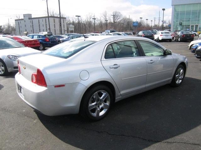 Chevrolet Malibu 2010 photo 4