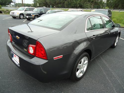 Chevrolet Malibu 2010 photo 2