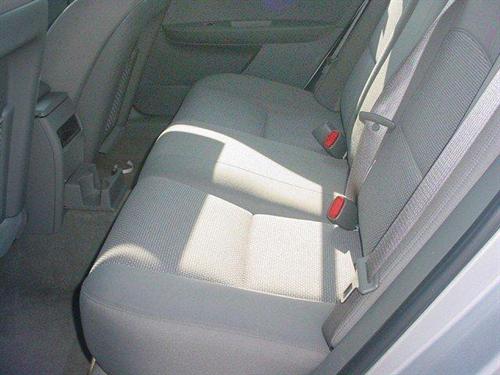 Chevrolet Malibu 2010 photo 2