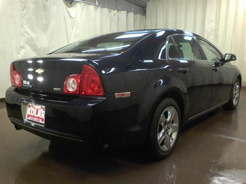 Chevrolet Malibu 2010 photo 3