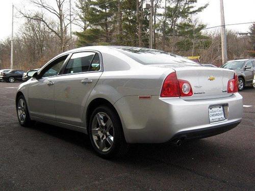 Chevrolet Malibu 2010 photo 3