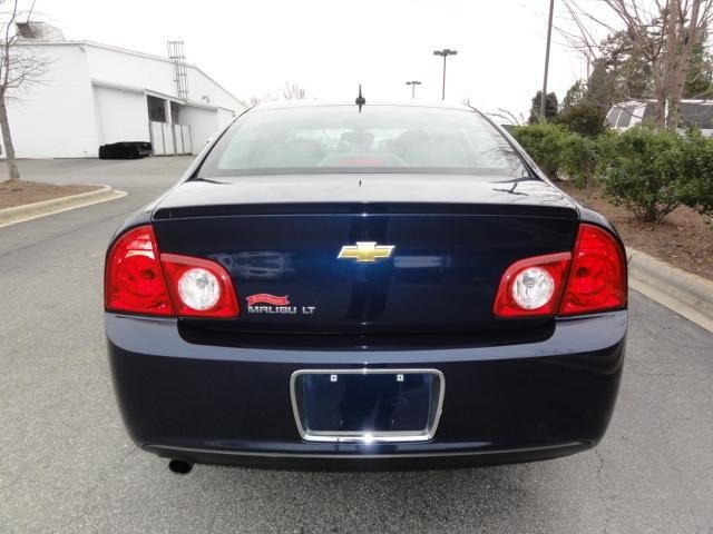 Chevrolet Malibu 2010 photo 1
