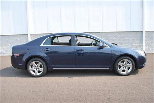 Chevrolet Malibu 2010 photo 1