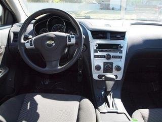 Chevrolet Malibu 2010 photo 3