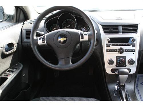 Chevrolet Malibu 2010 photo 4
