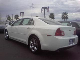 Chevrolet Malibu 2010 photo 2