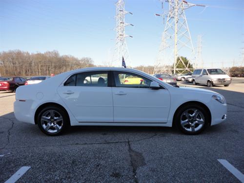 Chevrolet Malibu 2010 photo 1